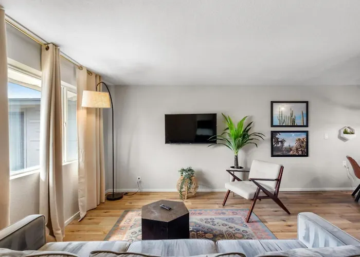 Fashion Square Apartment Scottsdale