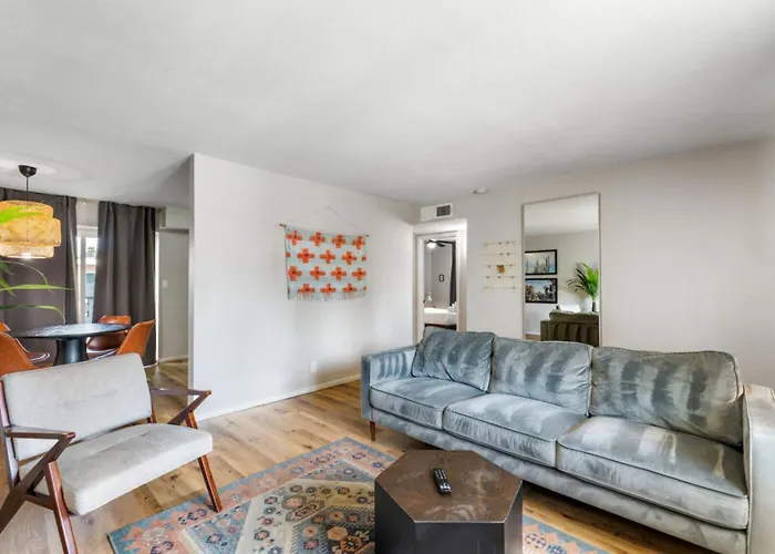 Apartment Fashion Square Scottsdale