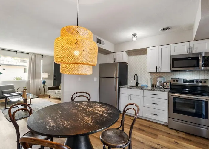 Apartment Fashion Square Scottsdale
