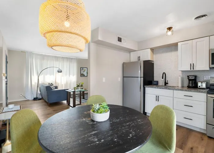 Fashion Square Apartment Scottsdale